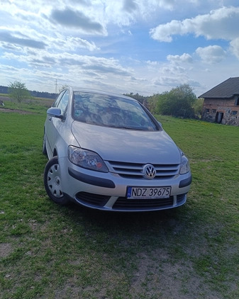 Volkswagen Golf cena 9500 przebieg: 240030, rok produkcji 2005 z Działdowo małe 4